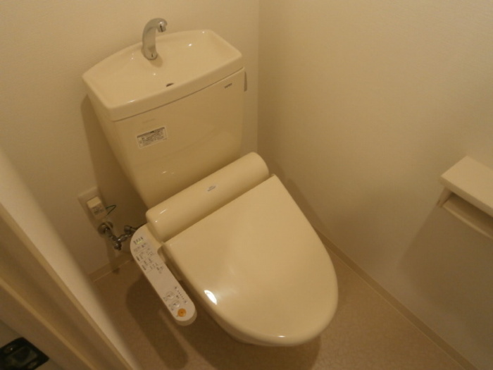 トイレ　落ち着いたトイレです