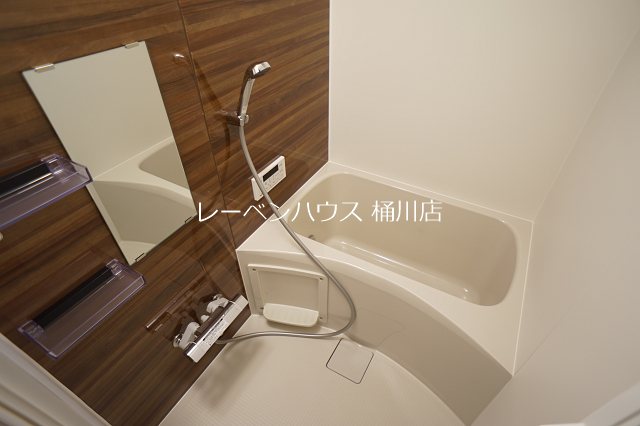 バス・シャワールーム　レーベンハウス桶川店へ　048-787-5511