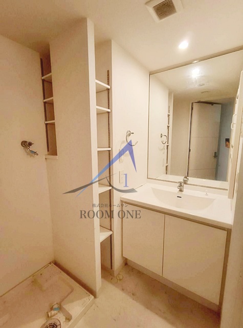 洗面設備　洗面台です。
