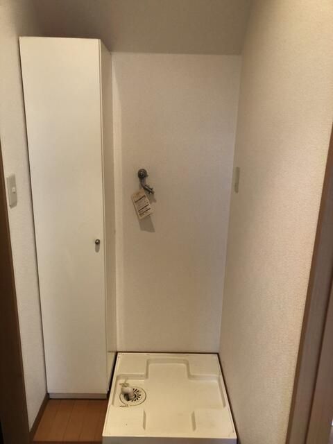 その他設備　洗濯機置場です。