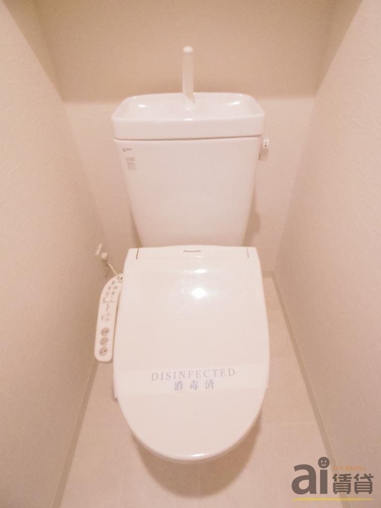 トイレ　※別号室写真です。