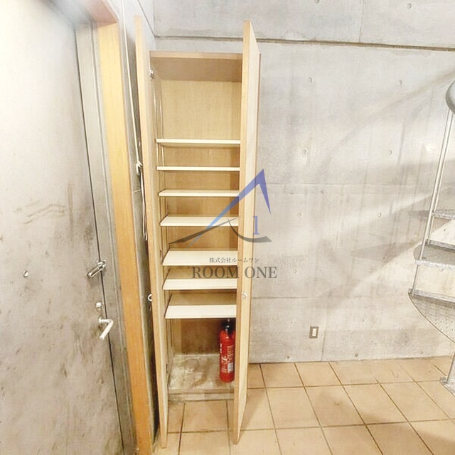 玄関　玄関です。