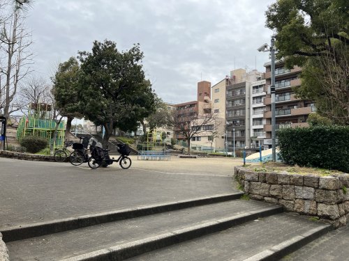 公園　東高津公園（公園）まで266m