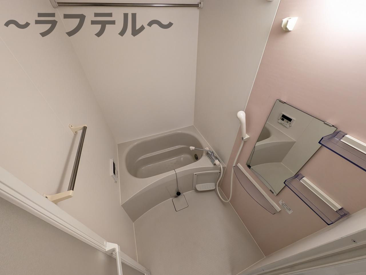 バス・シャワールーム　別部屋イメージ写真