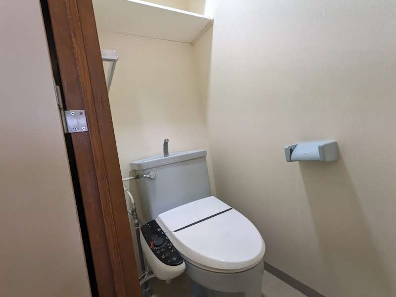 トイレ　ゆったりとした空間のトイレです
