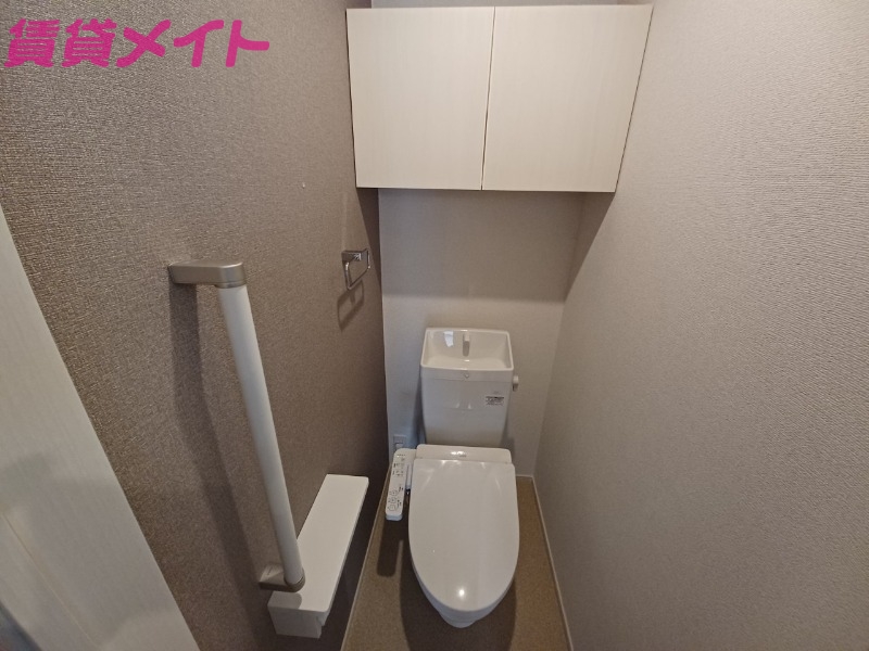 トイレ　同型タイプ画像