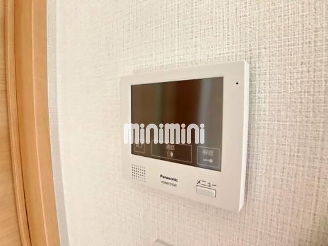 セキュリティ　来客時に嬉しいテレビモニターホンもございます。