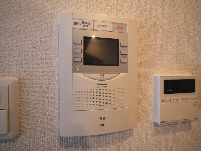 セキュリティ　モニター付きインターホンです