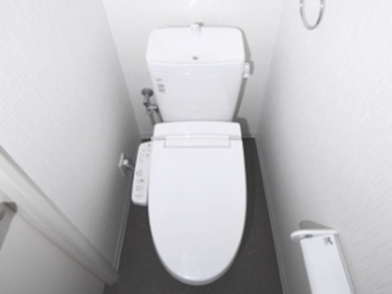 トイレ　※同施工会社のイメージ写真※