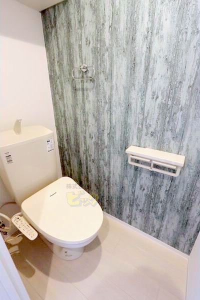 トイレ　ウォシュレット付きのトイレです♪