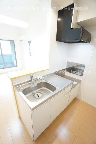 キッチン　※同物件、同タイプ、間取り反転のお部屋です