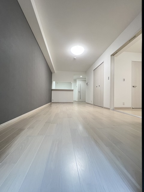 ウェルスクエア万代東の居間写真