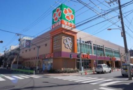 スーパー　ライフ菊川店（スーパー）まで369m