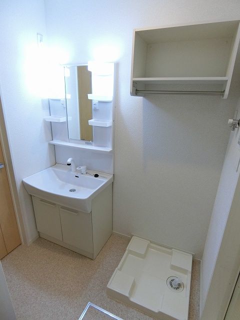 洗面設備　※同物件別号室（イメージ）