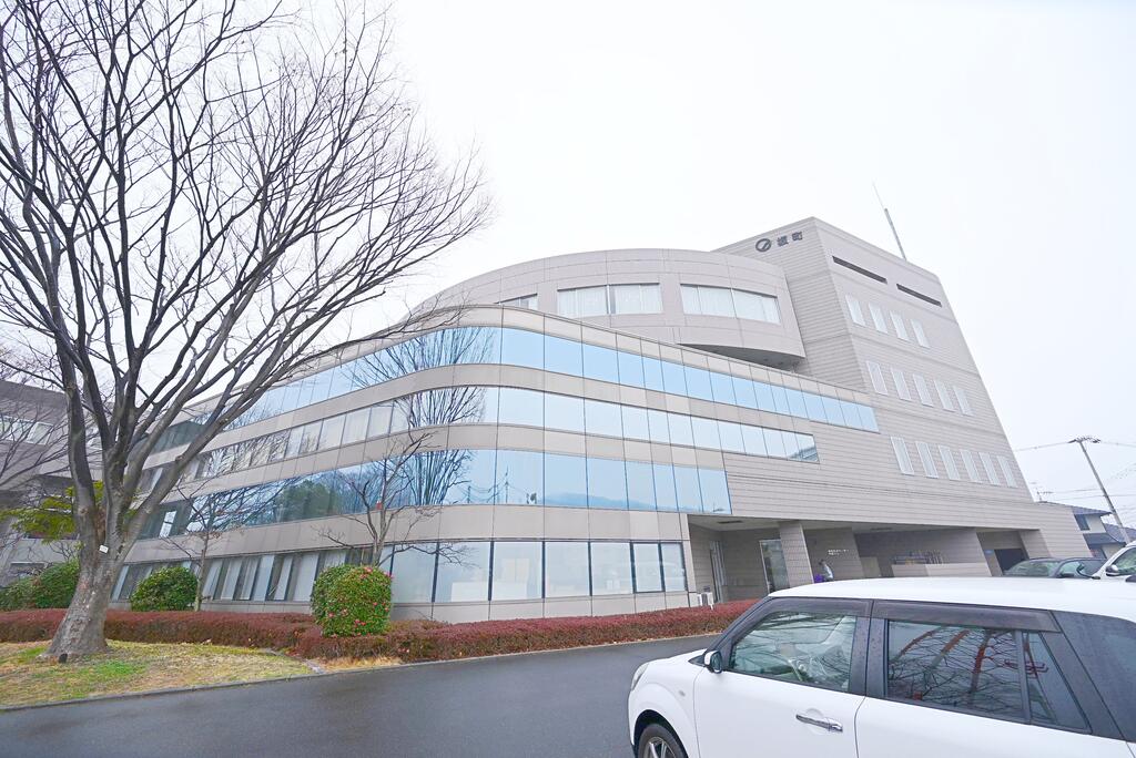 役所　坂町役場（役所）まで585m