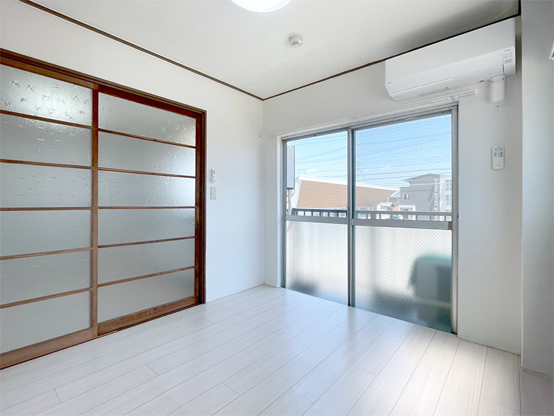 アシスト浜松マンションの居間写真