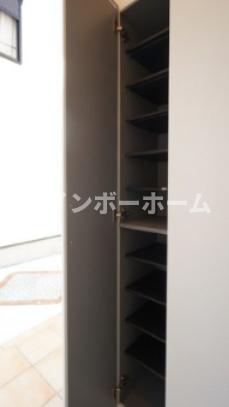 玄関　※同施工会社参考写真