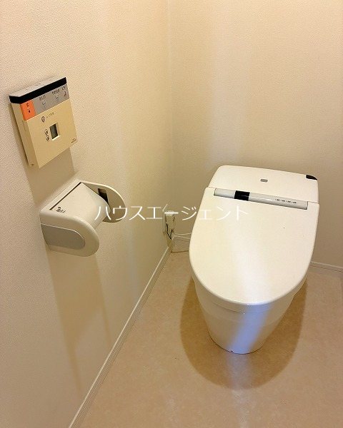 トイレ　清潔感のあるトイレ。