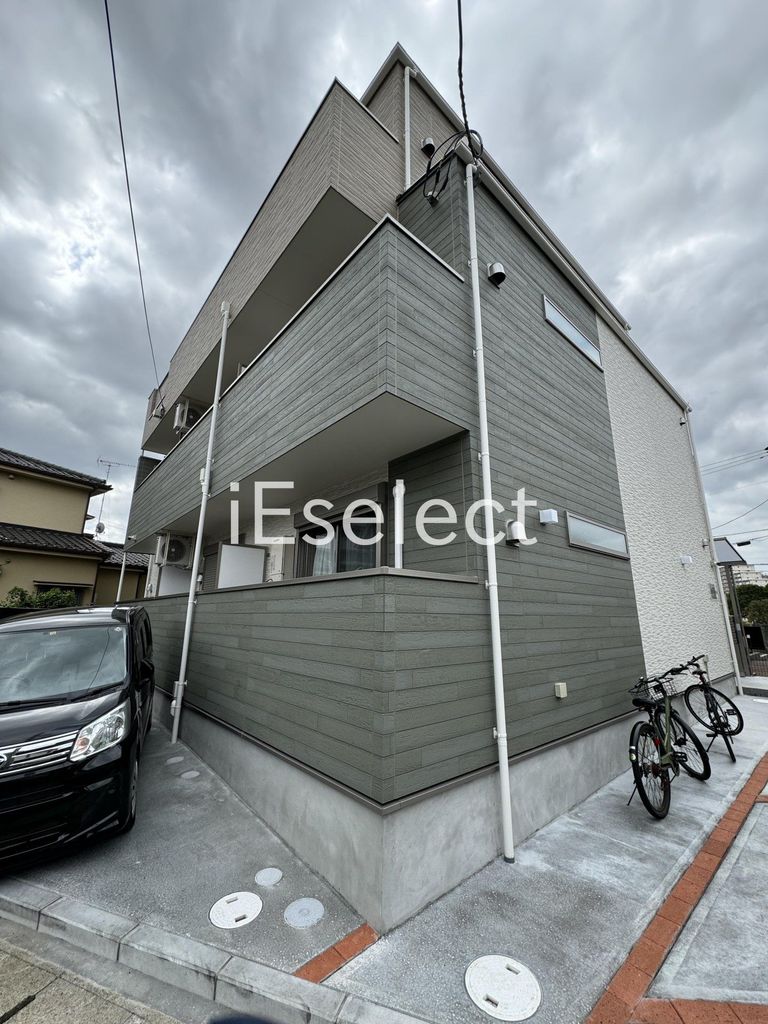 建物外観　閑静な住宅街に立地