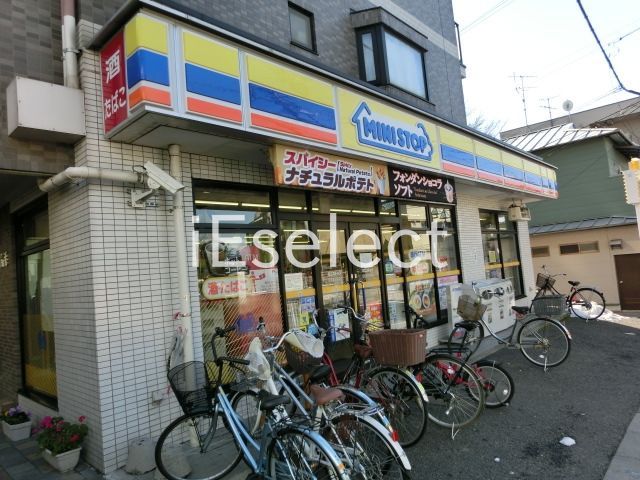 コンビニ　ミニストップ京成稲毛駅前店（コンビニ）まで530m