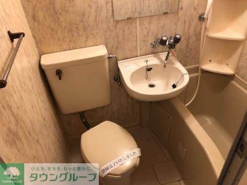 バス・シャワールーム