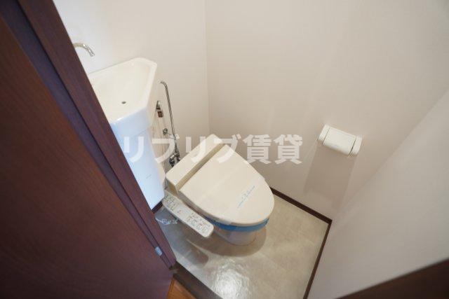 ＪＲ総武線 千葉駅 徒歩12分 11階建 築19年のトイレ写真