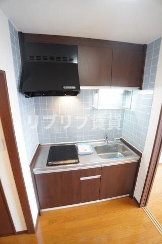 ＪＲ総武線 千葉駅 徒歩12分 11階建 築19年のキッチン写真