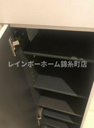 玄関　※別部屋参照写真となります。