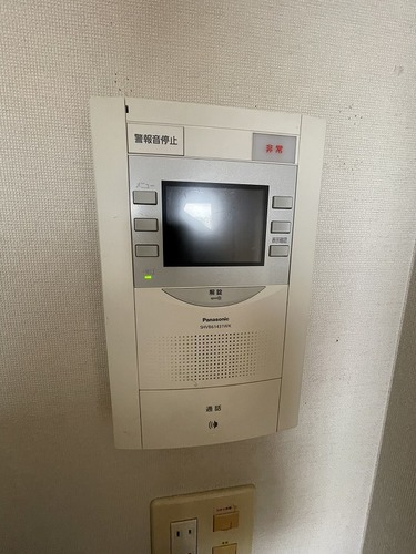 セキュリティ　モニター付きインターホン　工事前