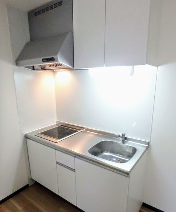 ＪＲ関西本線 加美駅 徒歩4分 3階建 築10年のキッチン写真