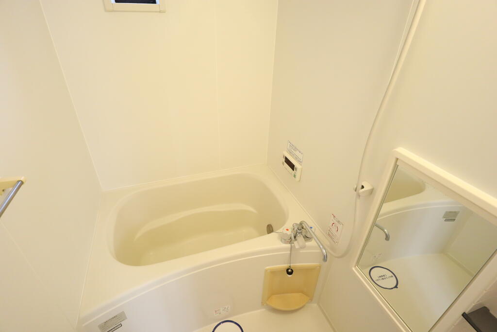 バス・シャワールーム　冷めた湯船も焚き直しが出来ます