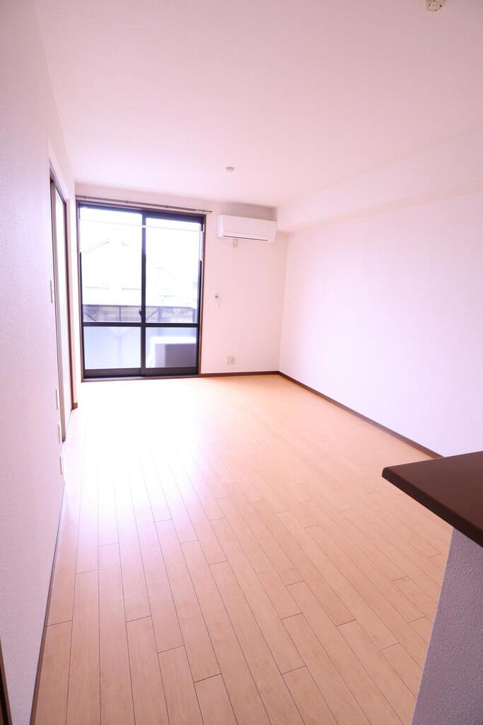 居室・リビング　会話も弾む対面キッチンです