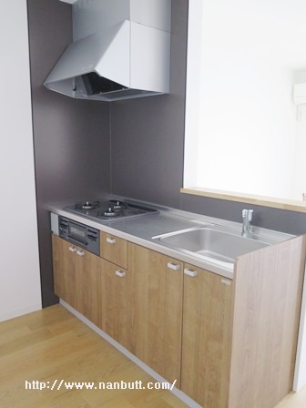 キッチン　3口ガスコンロ付きシステムキッチン