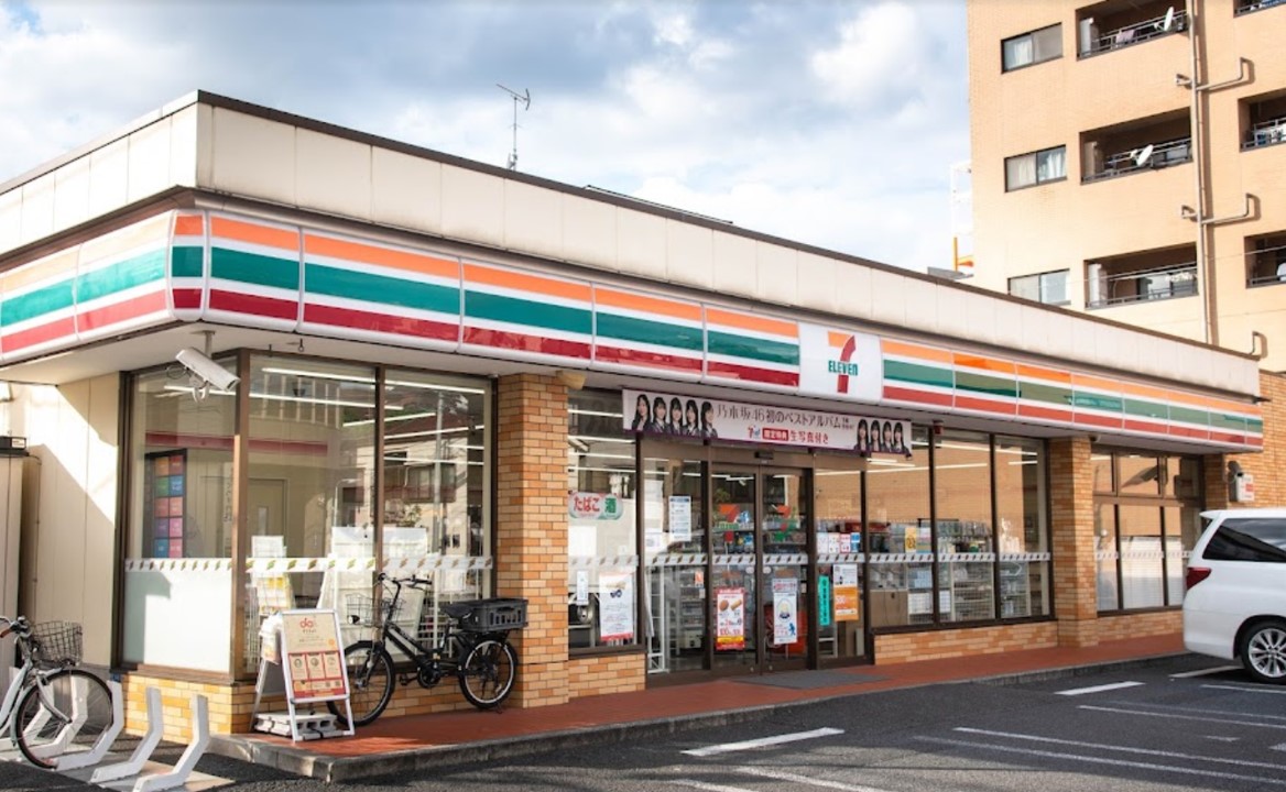 コンビニ　セブンイレブン台東石浜店（コンビニ）まで133m