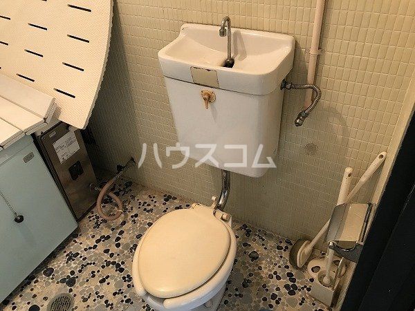 【岡崎市松本町のマンションのトイレ】