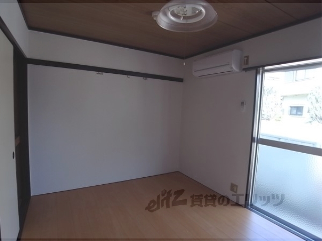 居室・リビング　洋室