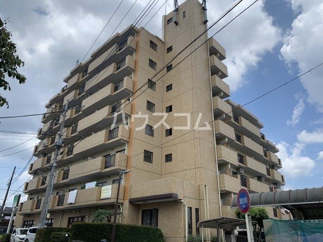 さいたま市北区本郷町のマンションの建物外観