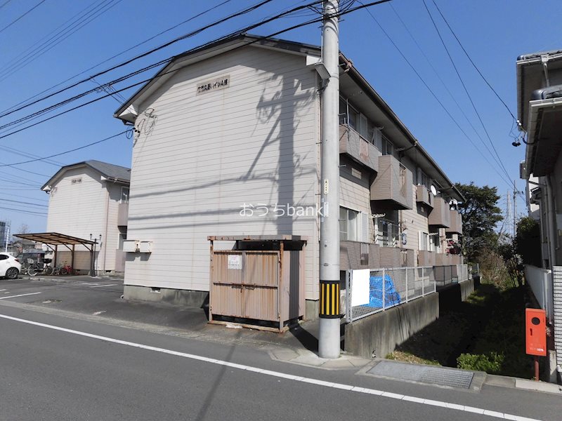 【竹市丸野ハイツ Aの建物外観】