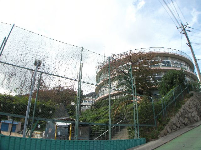 阪急神戸線 六甲駅 徒歩16分 5階建 築42年の周辺写真