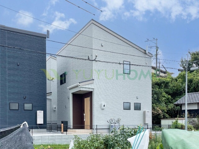 建物外観　外断熱工法仕様で夏は涼しく、冬は暖かい建物です。