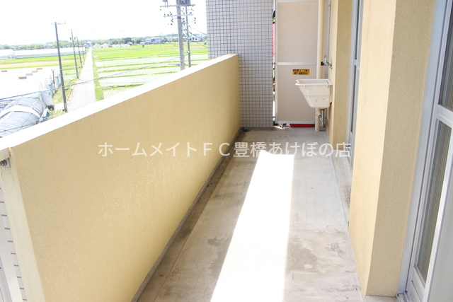 バルコニー　同型別部屋写真