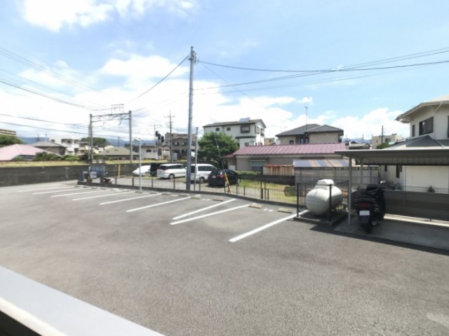 【ソフィア南本町の駐車場】