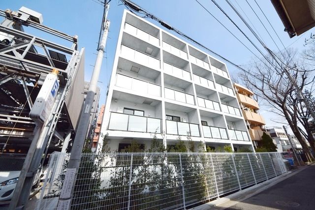 さいたま市大宮区仲町のマンションの建物外観