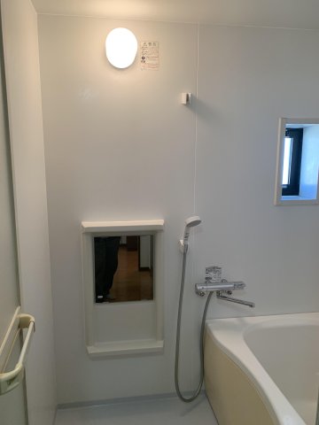 バス・シャワールーム　浴室