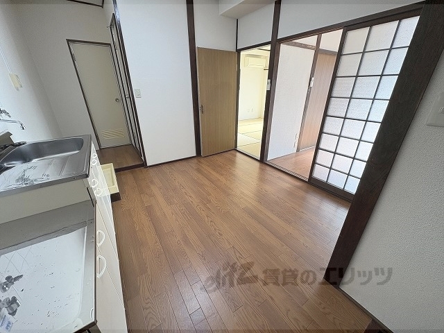 居室・リビング　リビング