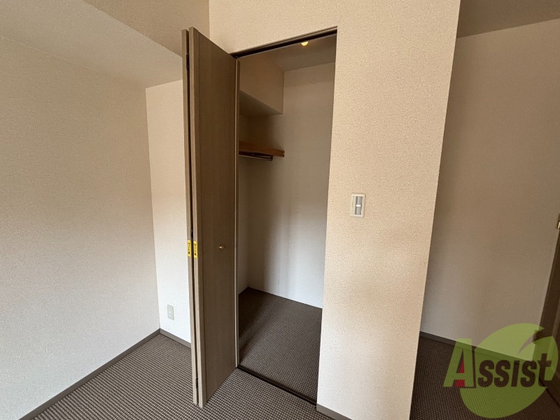 収納　クローゼットがありました。お洋服や荷物はここへ