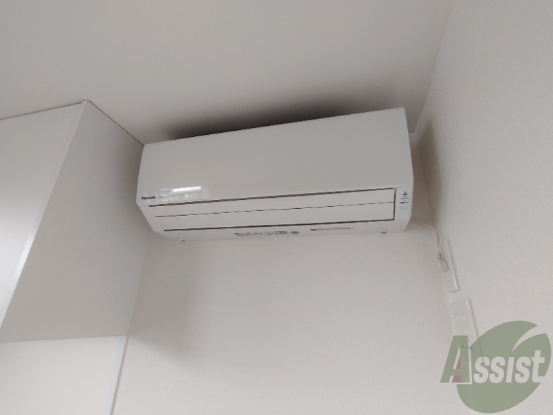 その他設備　リビングのエアコンで暑い日も寒い日も快適に過ごせます