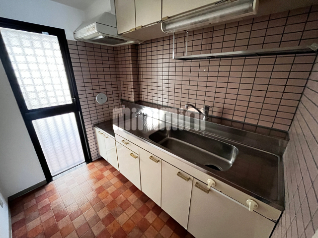 キッチン　広々したキッチンです