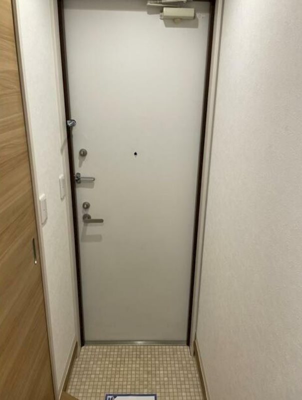 玄関　別号室の参考写真となります