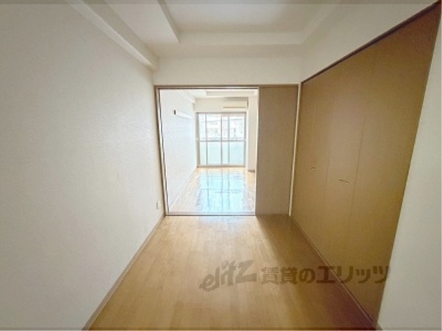 居室・リビング　綺麗なお部屋です。